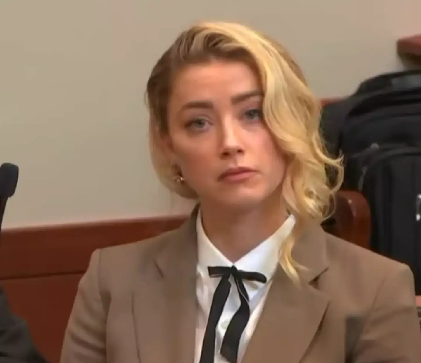 A psychologist has challenged claims Amber Heard has PTSD.