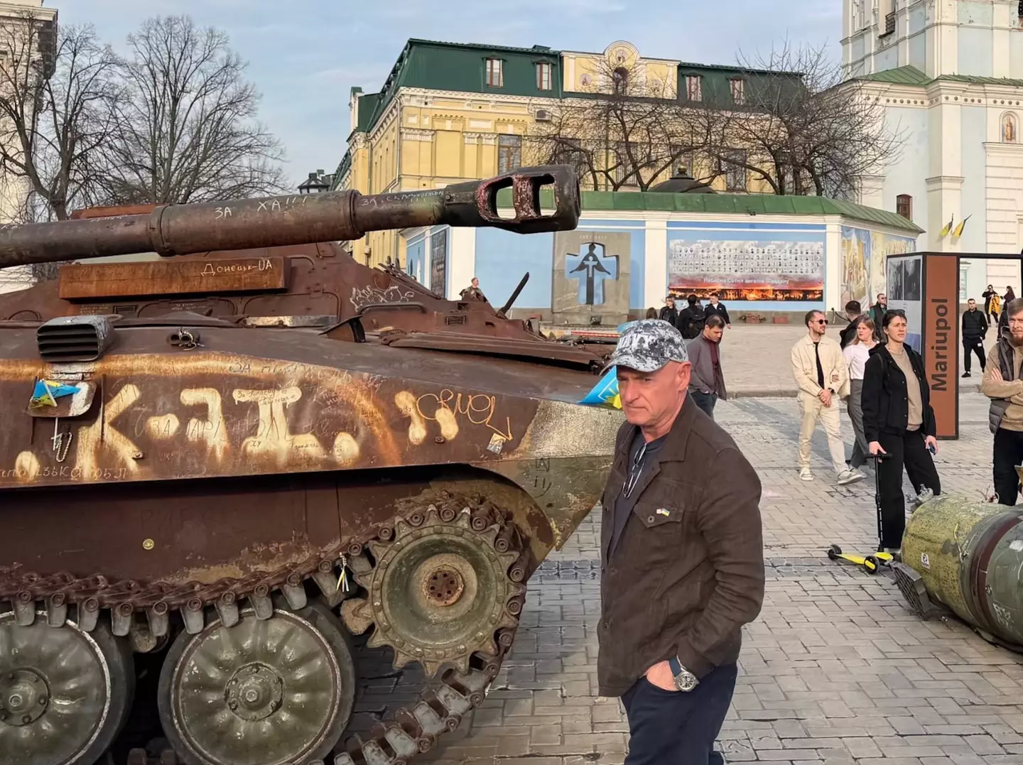 The US Senator visited Ukraine recently (Twitter/@SenMarkKelly)
