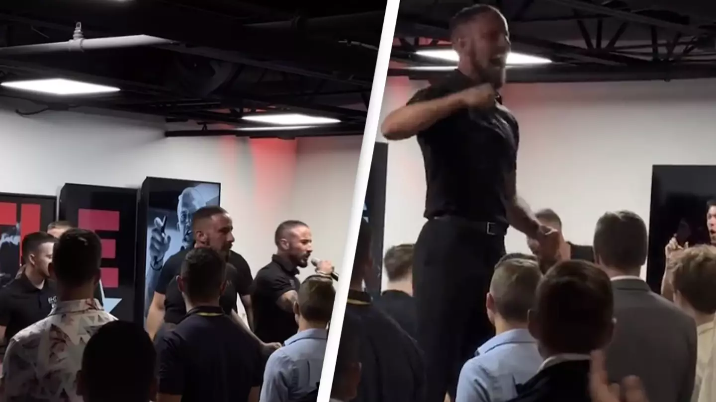 @officialandyelliott/Instagram