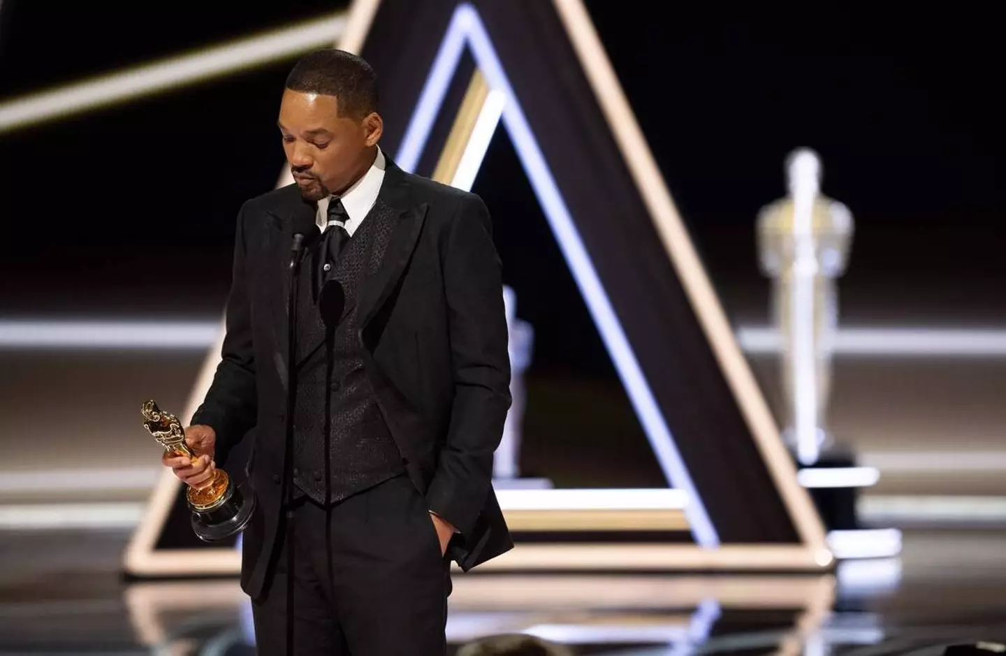 Will Smith accepts Oscar for Best Actor