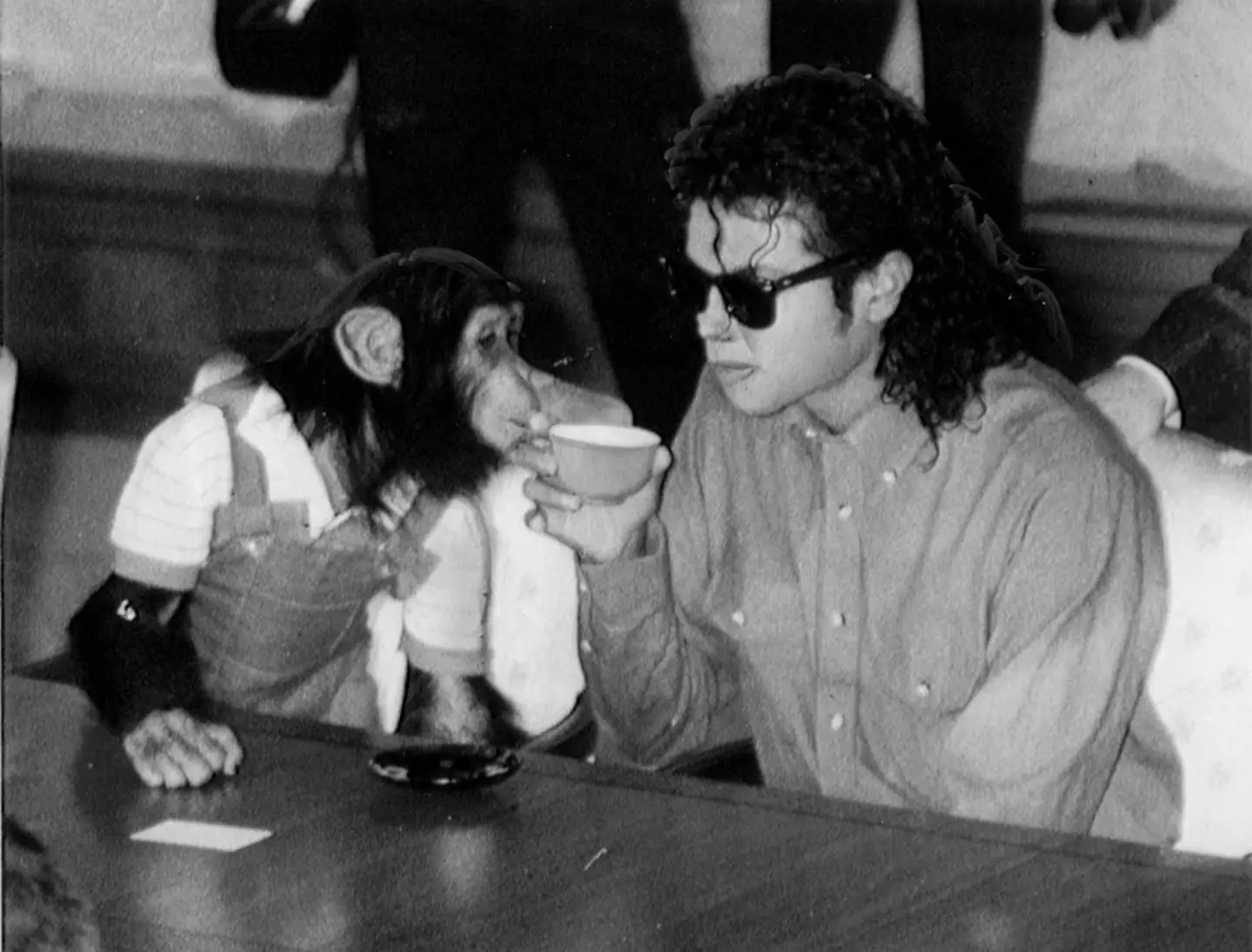 Michael Jackson and Bubbles in 1987. (Sankei Archive via Getty Images)
