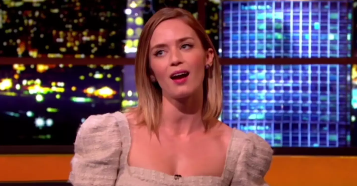 Fans are upset with Emily for 'insulting' a waitress.