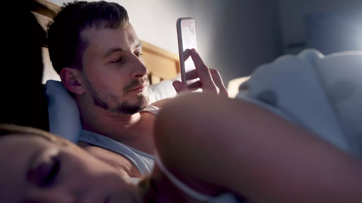 Private investigator reveals the key thing you should do to find out if your partner is cheating