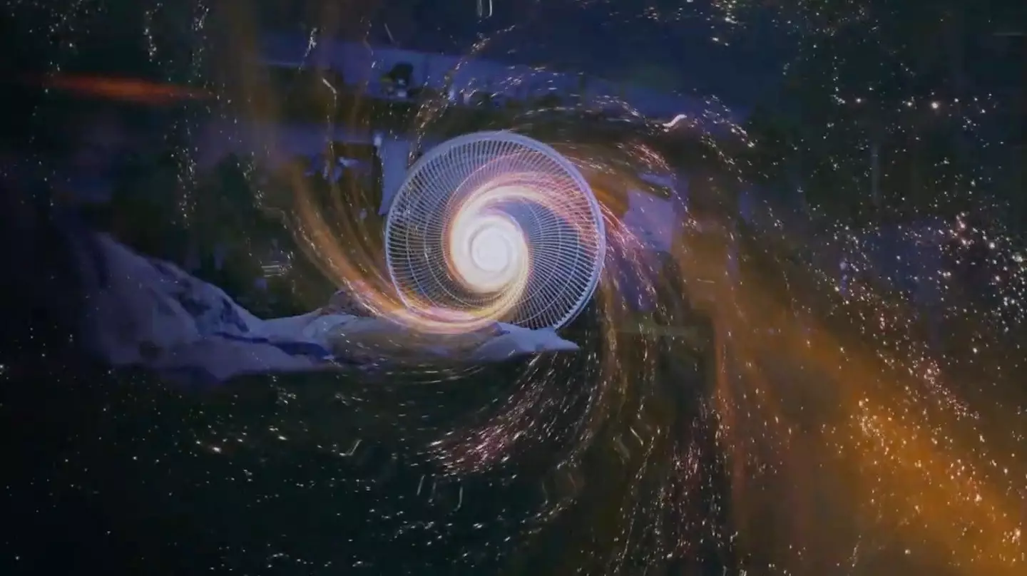 For those who have never experienced sleep paralysis, this simulation gives a glimpse into what it's like.