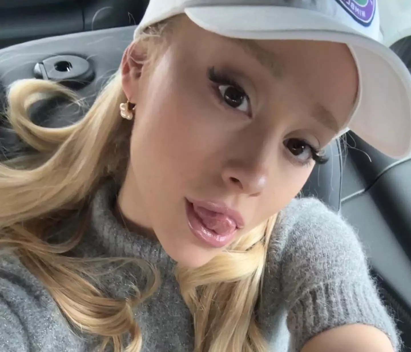 Ariana Grande divorced husband Dalton Gomez in 2023.