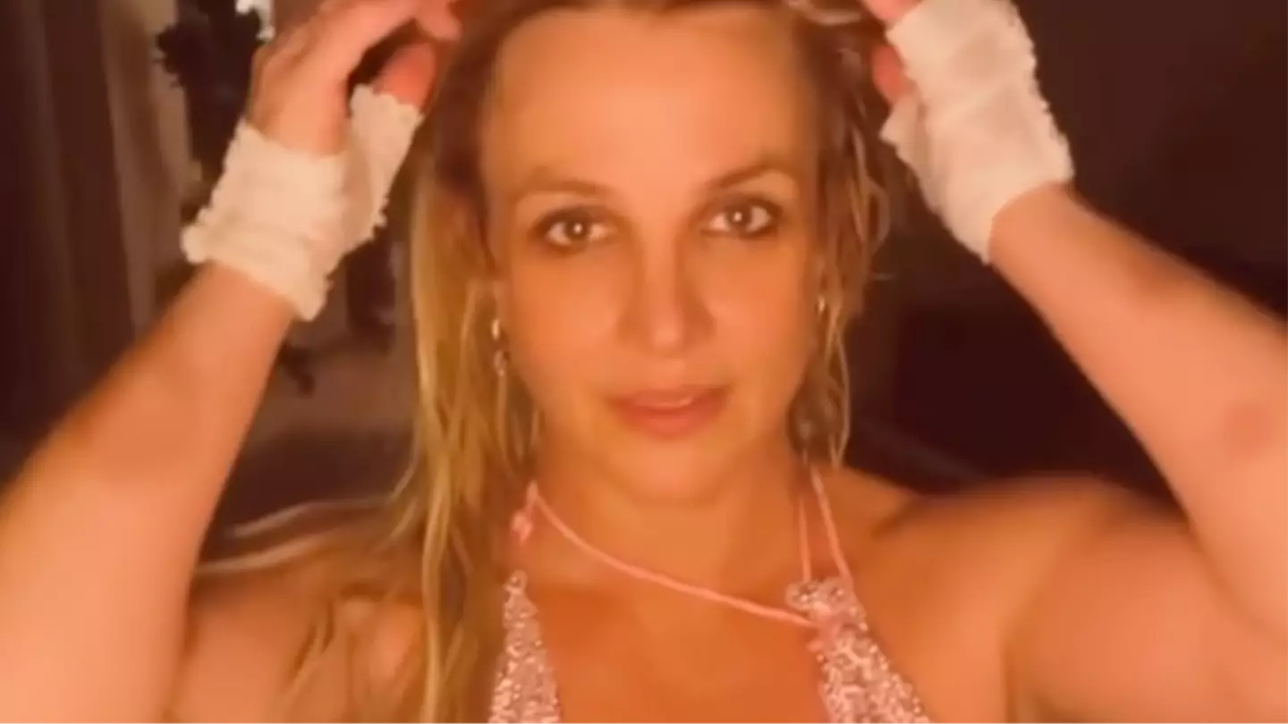 Britney Spears worries fans after 'snapping' legs claim while covered in bruises in bizarre video