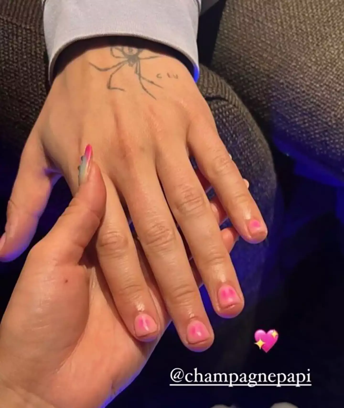 Drake had already shared this picture of his fresh nails.