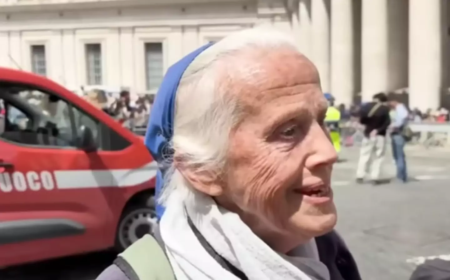 Sister Geneviève Jeanningros went viral for her grief-stricken farewell to Pope Francis (Noticias Telemundo/YouTube)
