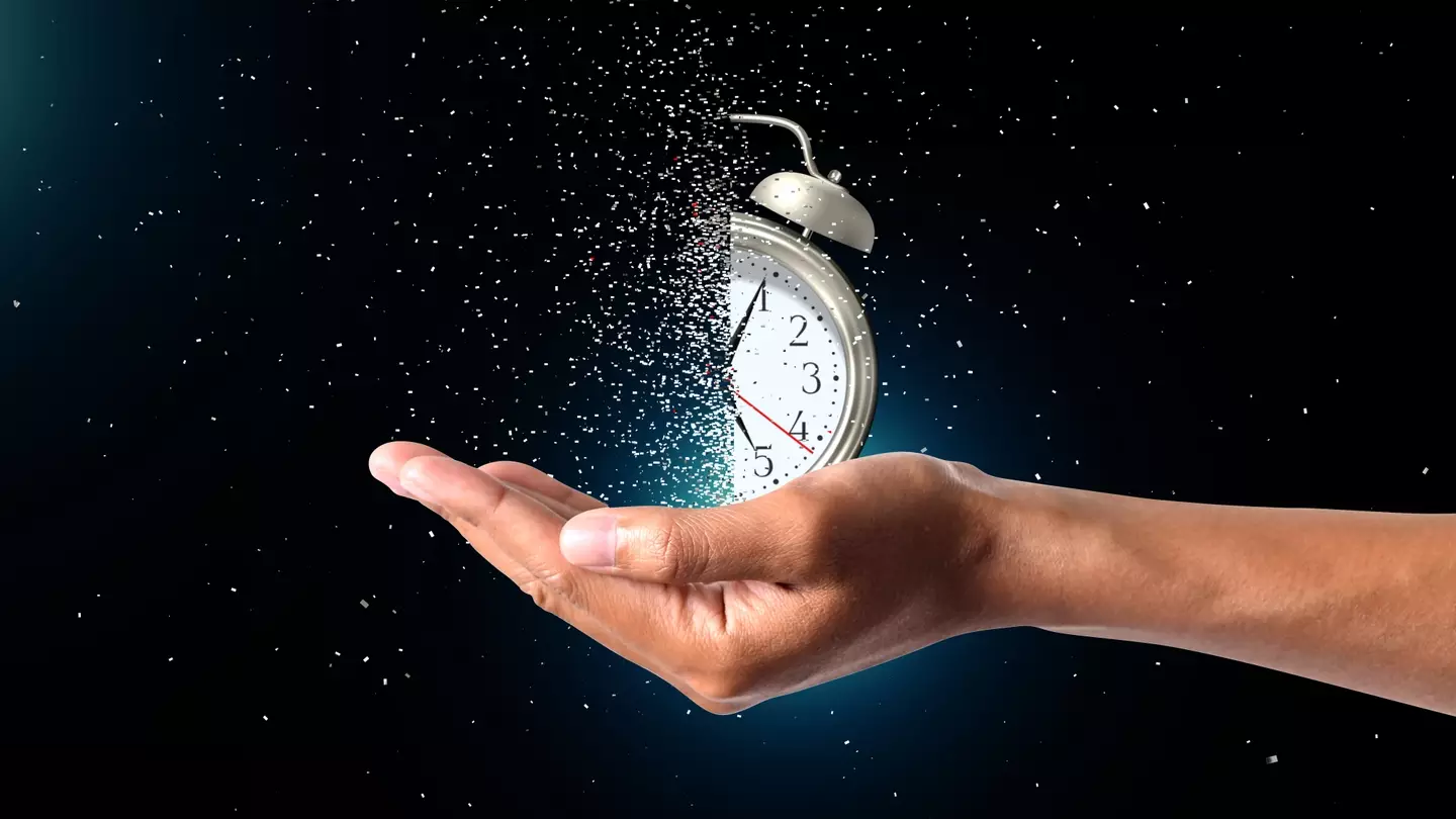 Time could be based on how particles influence each other, regardless of distance between one another. (Getty Stock Images/ iNDU BACHKHETI)