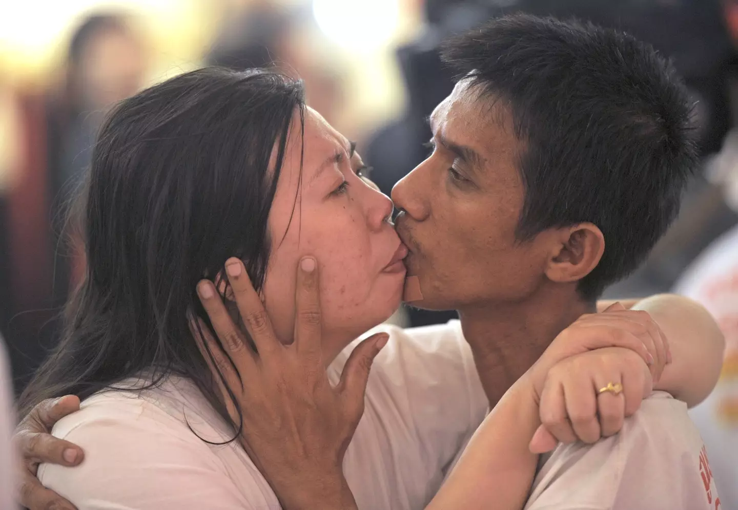Ah, romance (PORNCHAI KITTIWONGSAKUL/AFP via Getty Images)