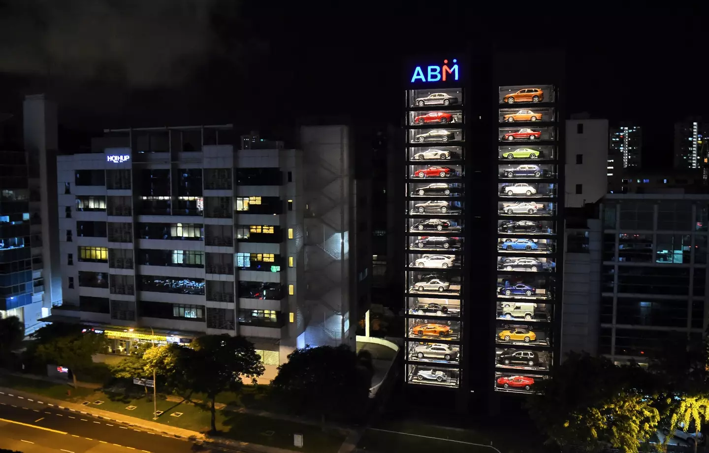 Customers can get a new car in minutes (ROSLAN RAHMAN/AFP via Getty Images)