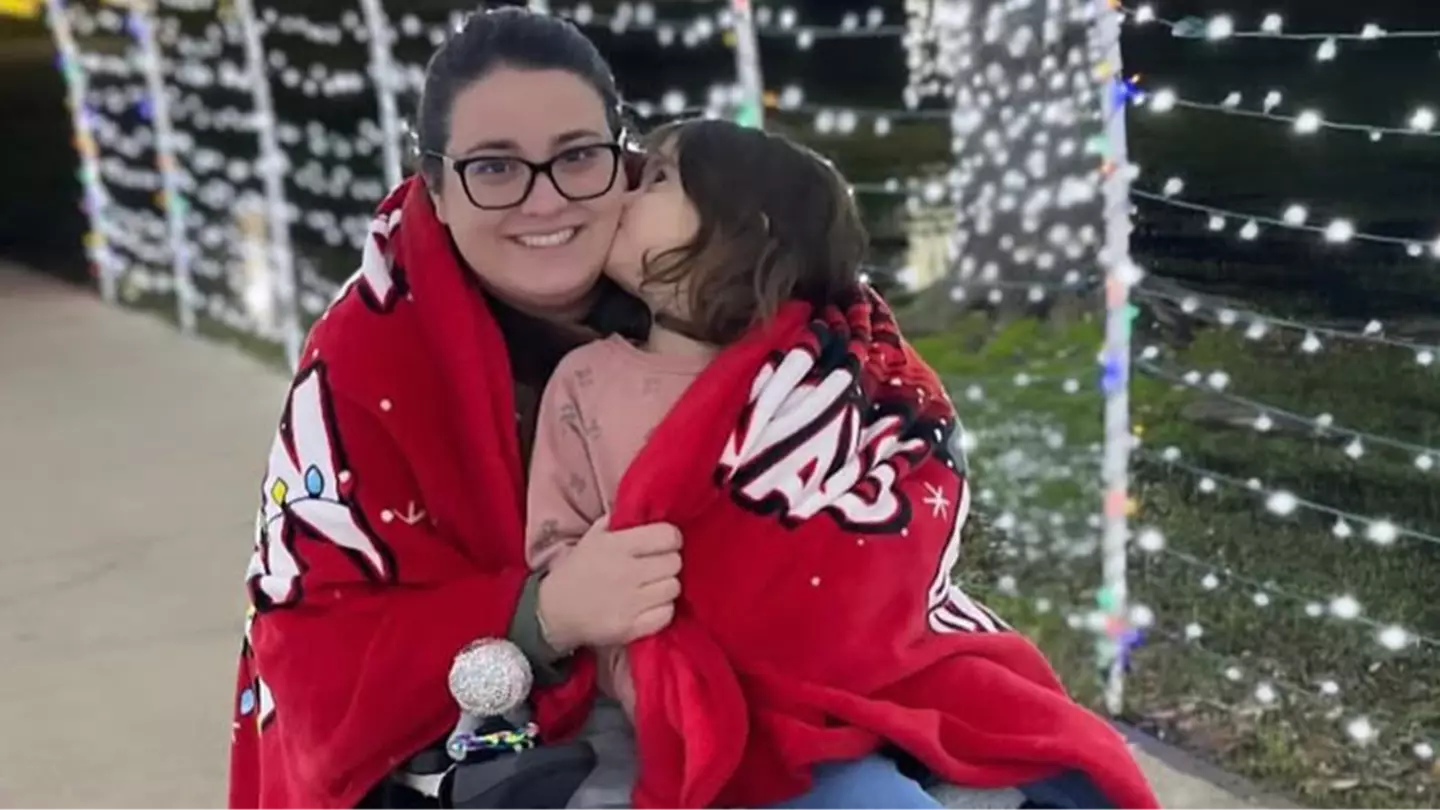 Mom received heartbreaking diagnosis after not being able to stand when trying to pick up her kids