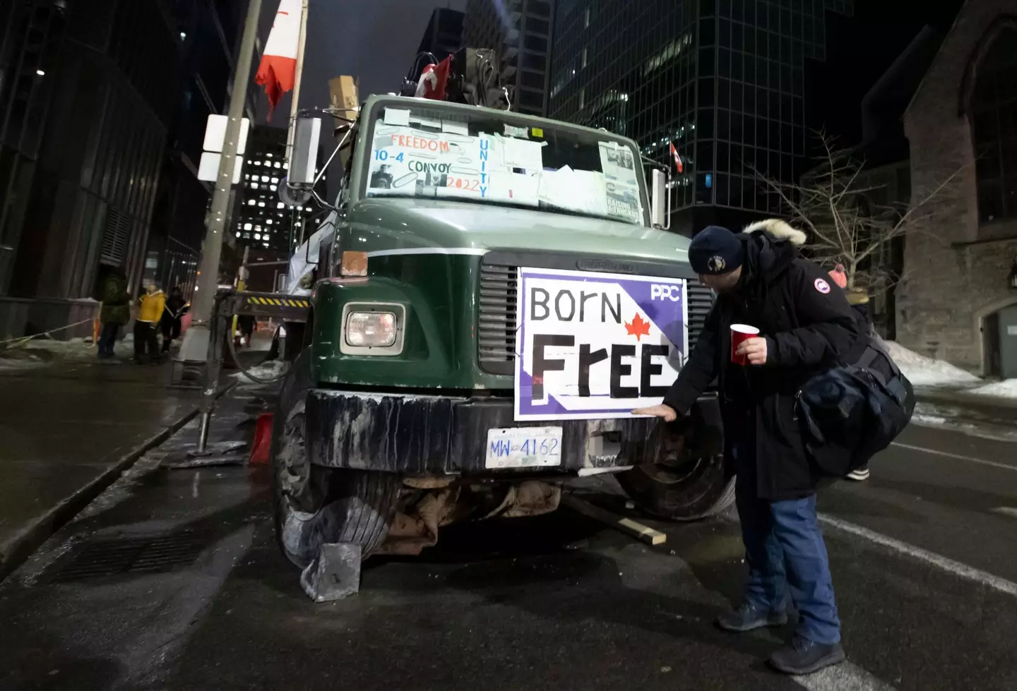 Truck drivers in Canada (Alamy)