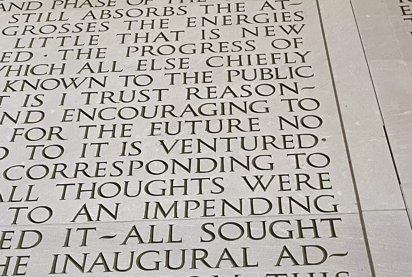 The chiseller spelled 'FUTURE' wrong.