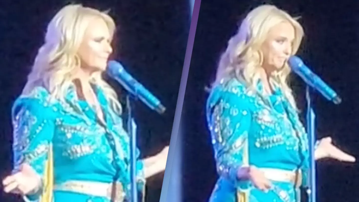 Fans are boycotting Miranda Lambert after she scolded fans for taking a photo during her show