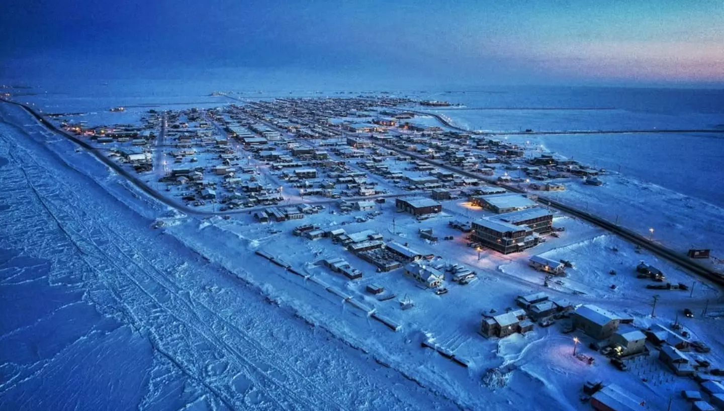 As light as it gets during twilight in polar winter (EbenWHopson/Instagram)