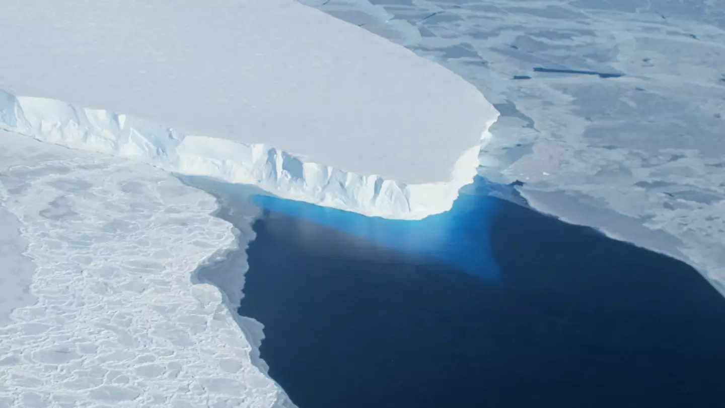 3 cities at risk of being swallowed if ‘Doomsday Glacier’ melts after experts issued terrifying warning