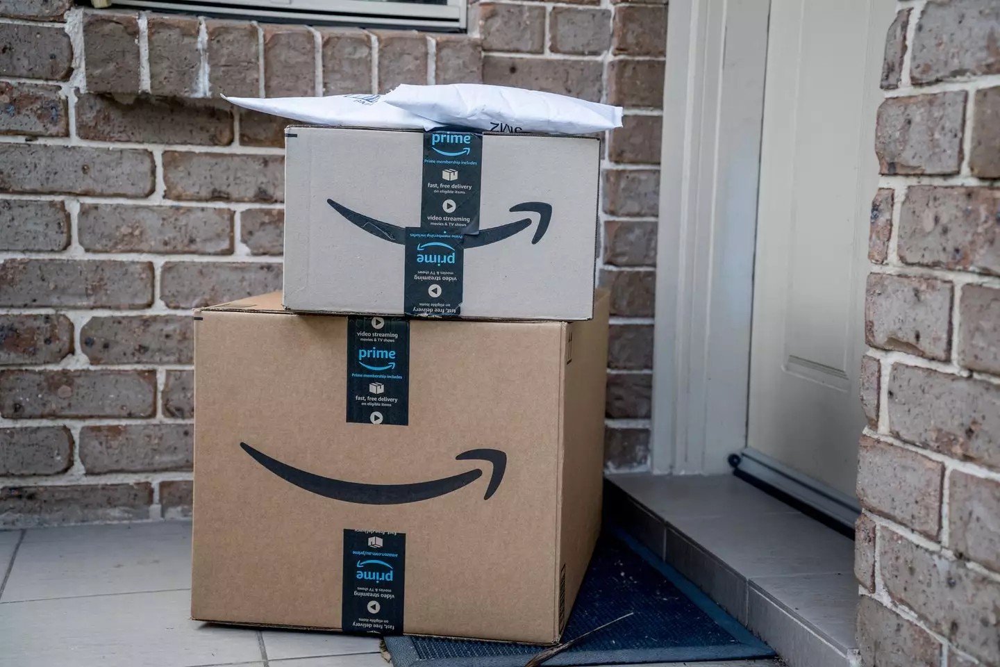 An Amazon shopper was disheartened when their expensive item failed to show, yet was marked as delivered (Getty Stock Image)