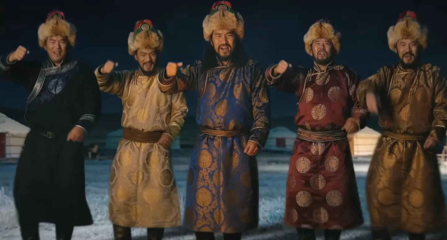 It's been a hit with listeners (@UmmetOzcanOfficial/YouTube)