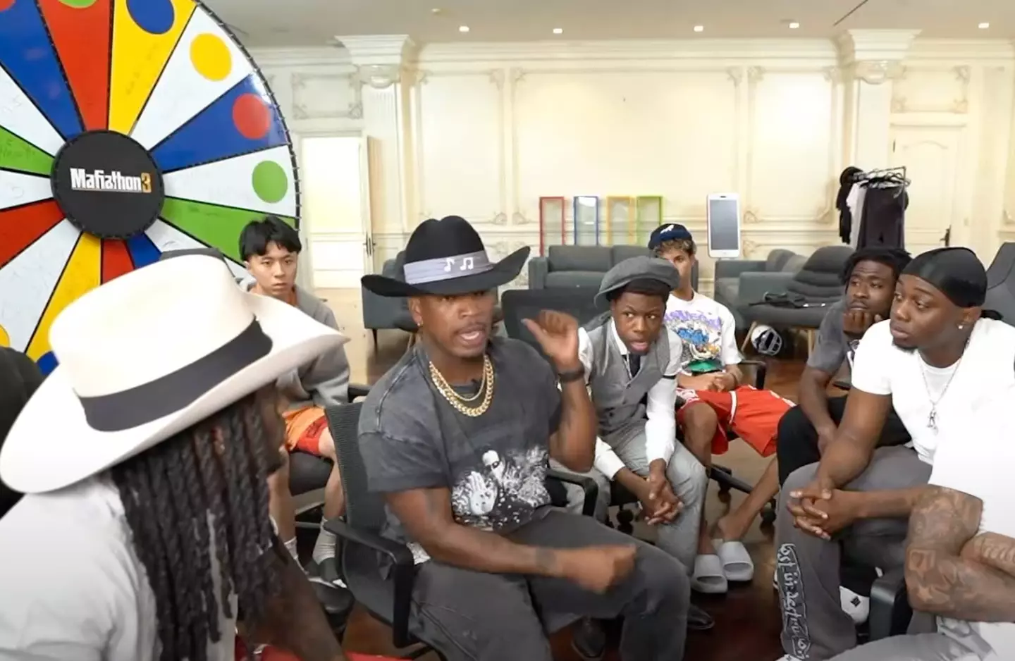 Ne-Yo admitted 'complications' can occur in his relationship just like any other  (Kai Cenat)