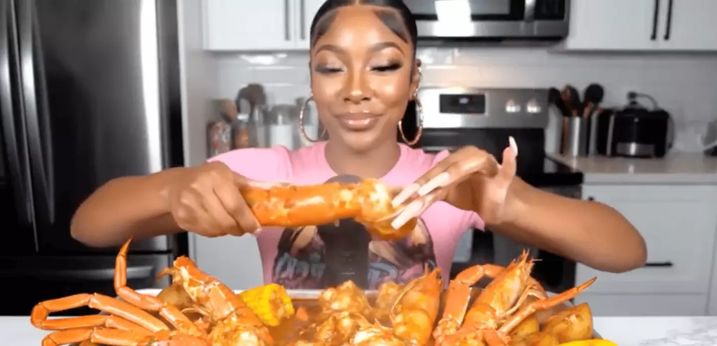 Not the typical mukbang video you'll find (Twitter)