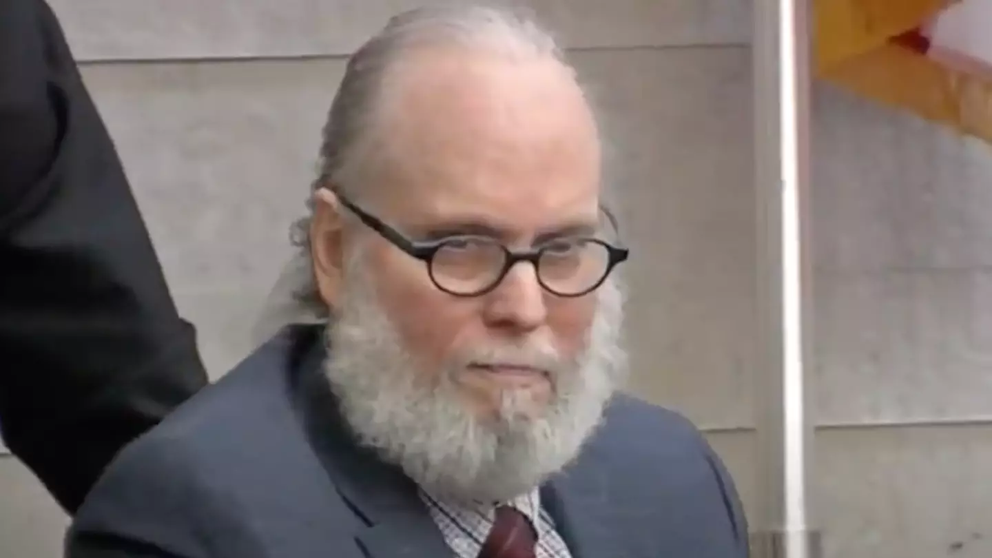 Jailed man is fined $1000 every single day because he refuses to give up location of $2,000,000 treasure