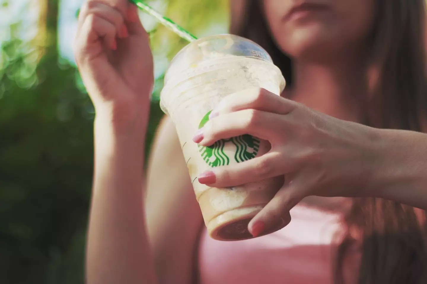 The customer did not succeed in getting their strawberry Frappé.