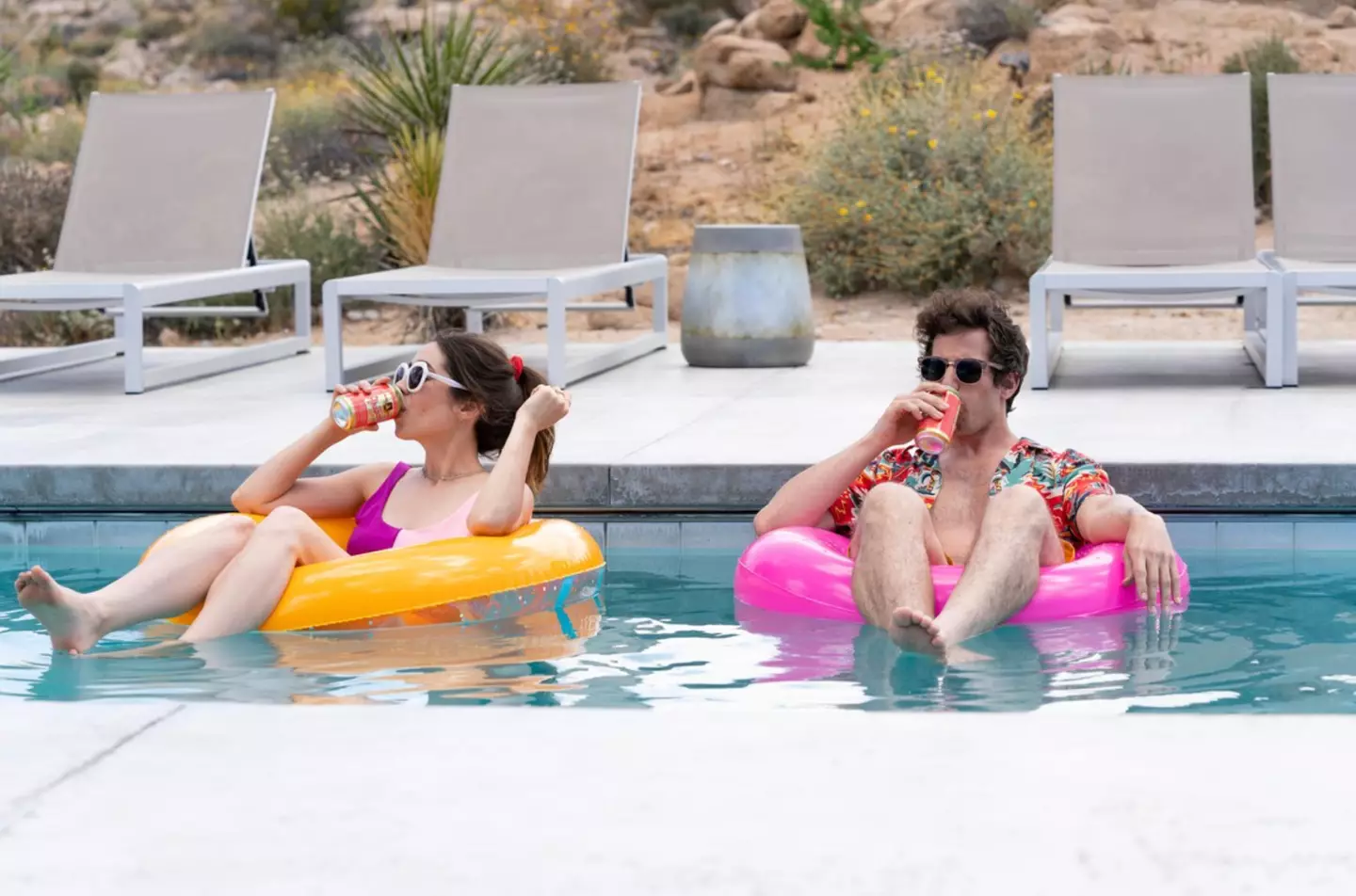 Palm Springs has been recommended by comedy fans (Hulu)