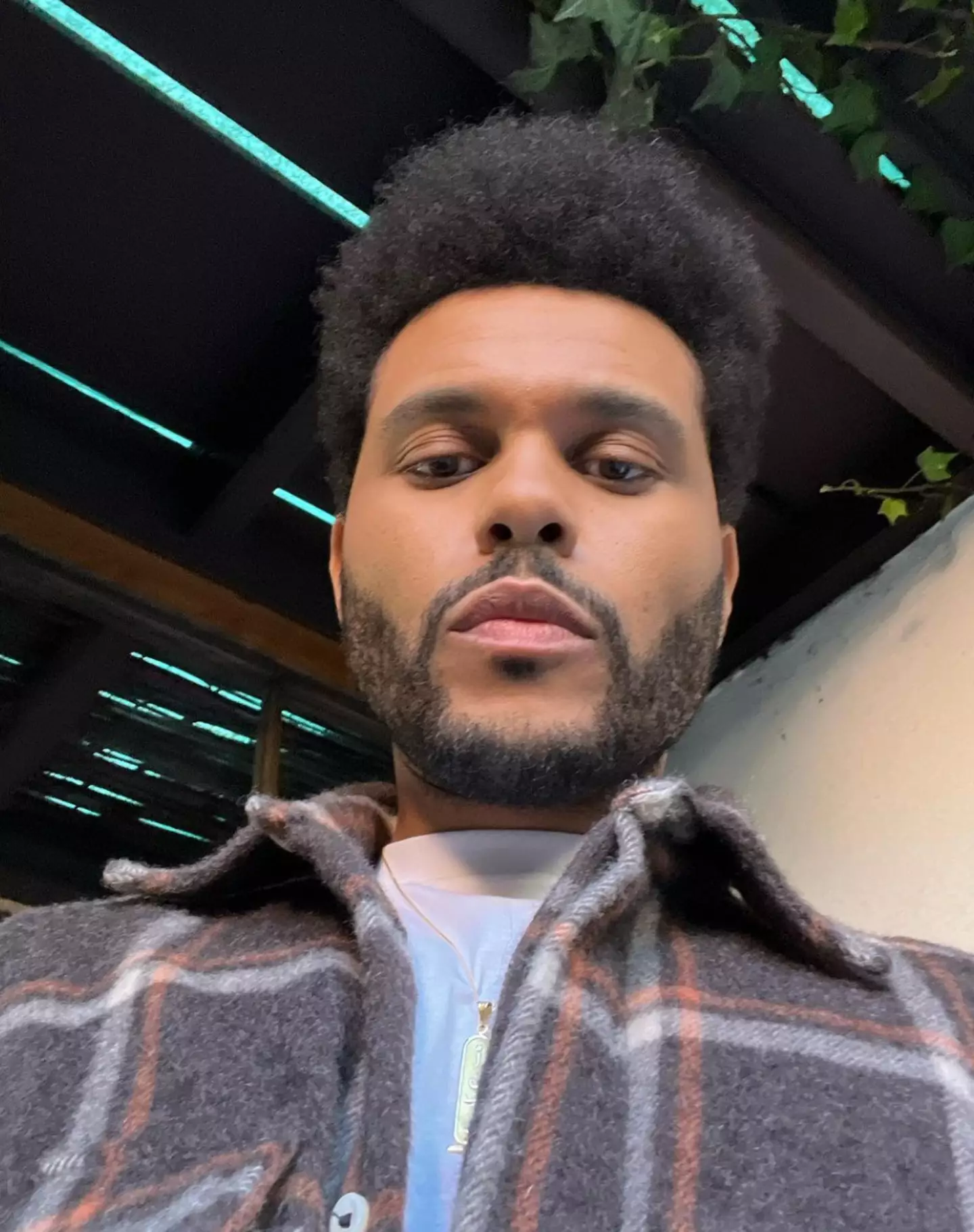 The Weeknd is now going by his legal name on Twitter and it has sent the internet into a complete frenzy.