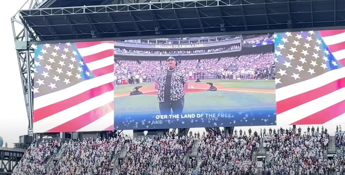 Most viewers praised the performance.