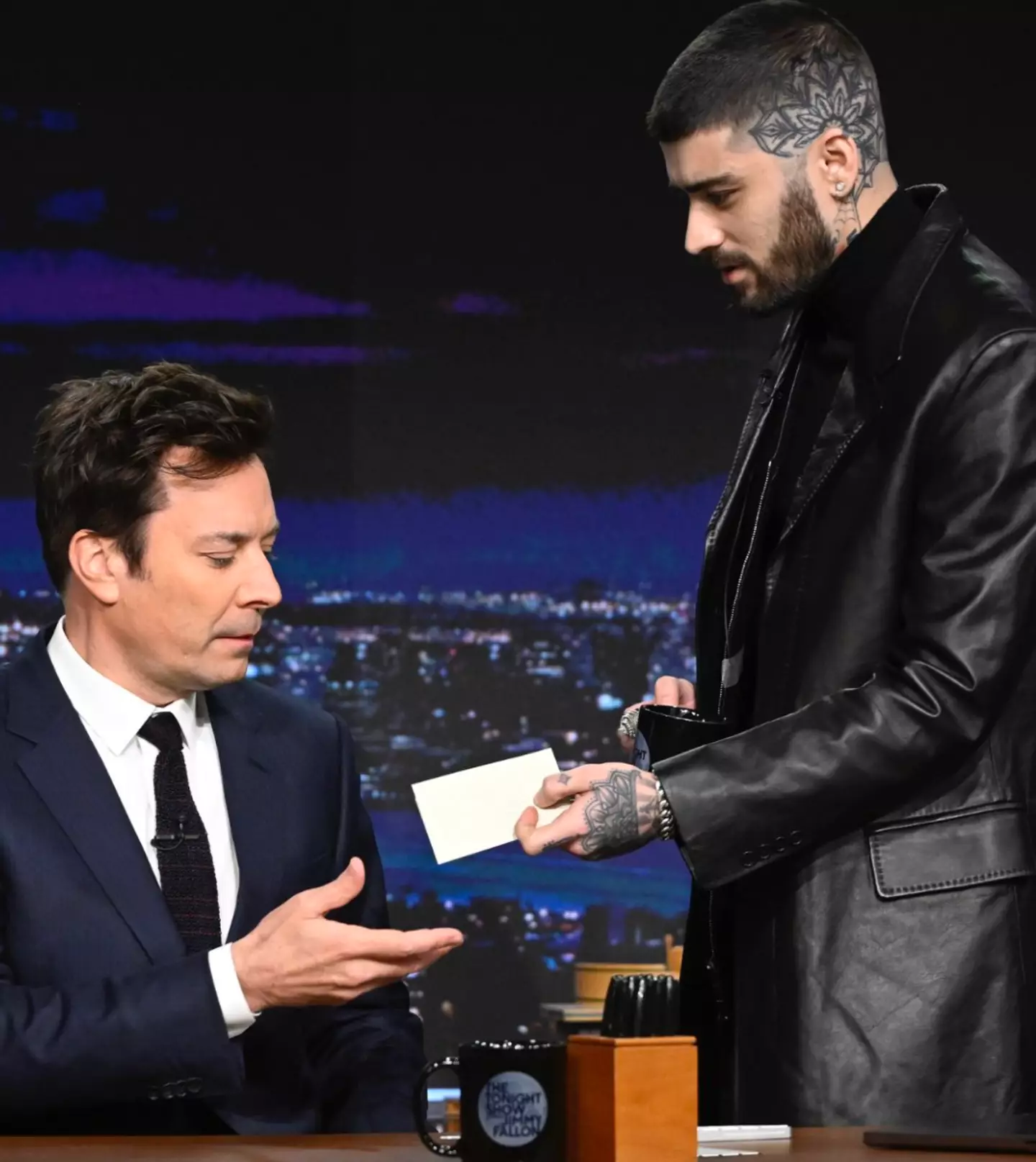 Musician Zayn Malik has sent his fans into overdrive after dropping in on Jimmy Fallon.