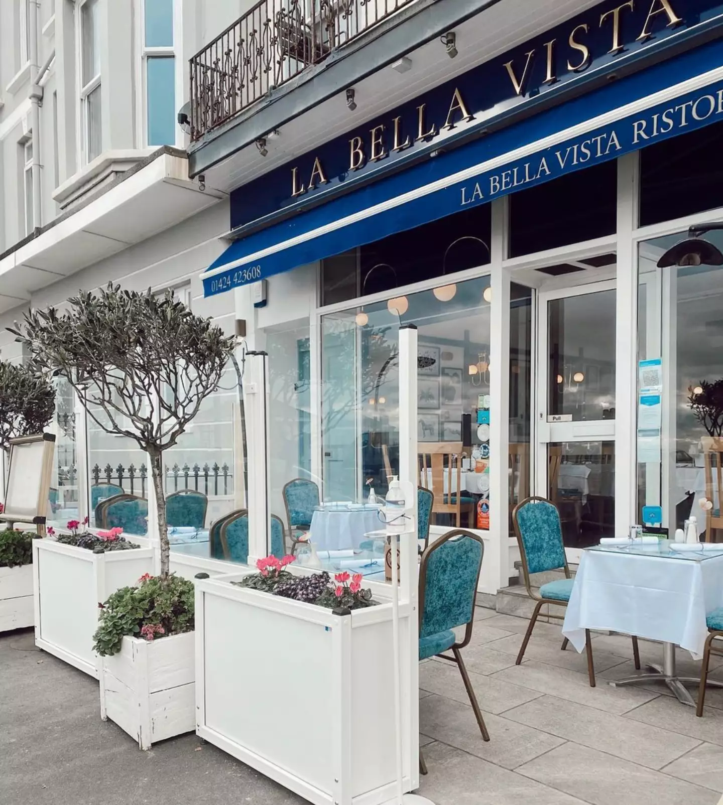 Sussex Police were called to the eatery.