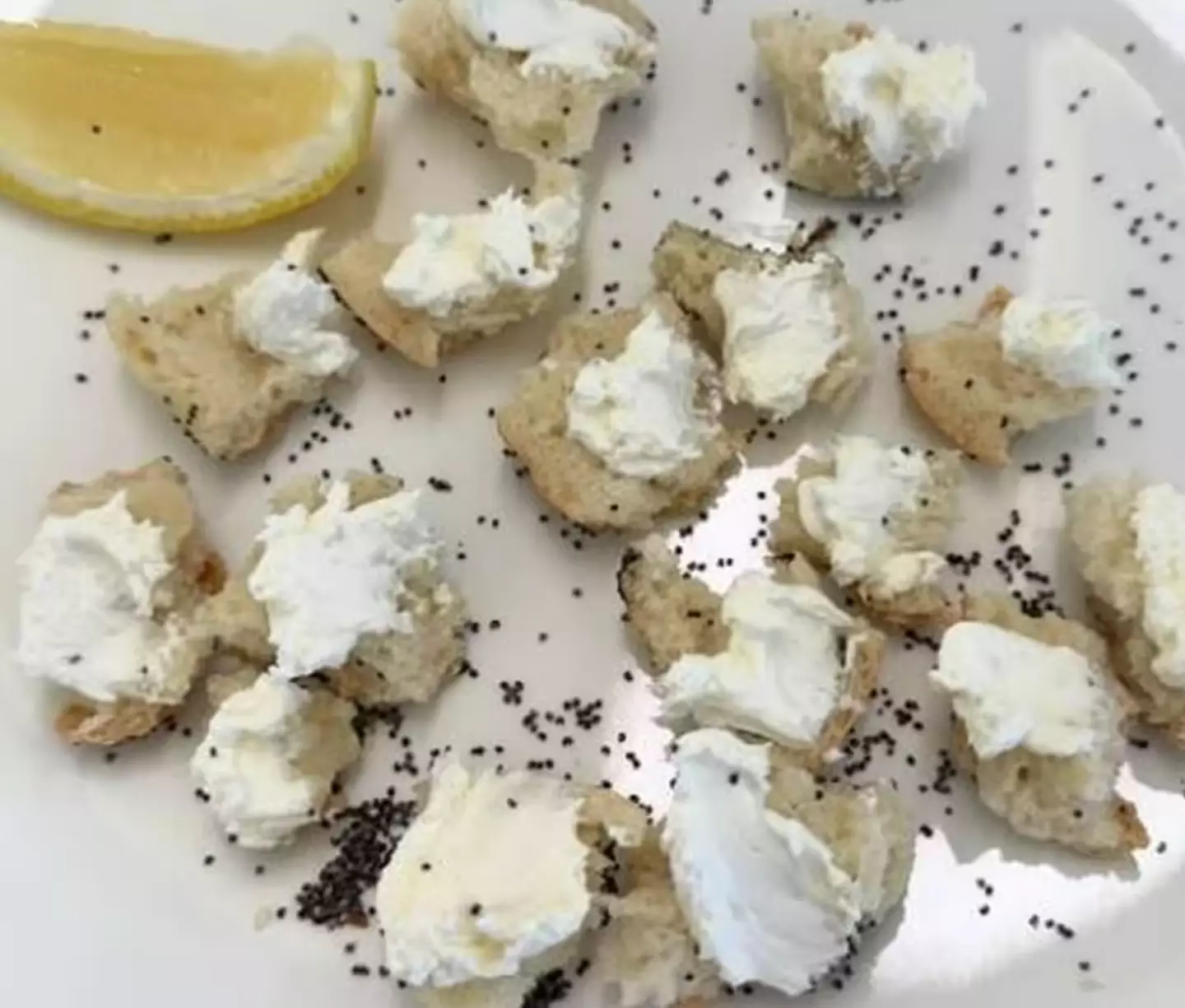 She then tears it up before smothering the pieces in cream cheese (Instagram/@marthastewart48)