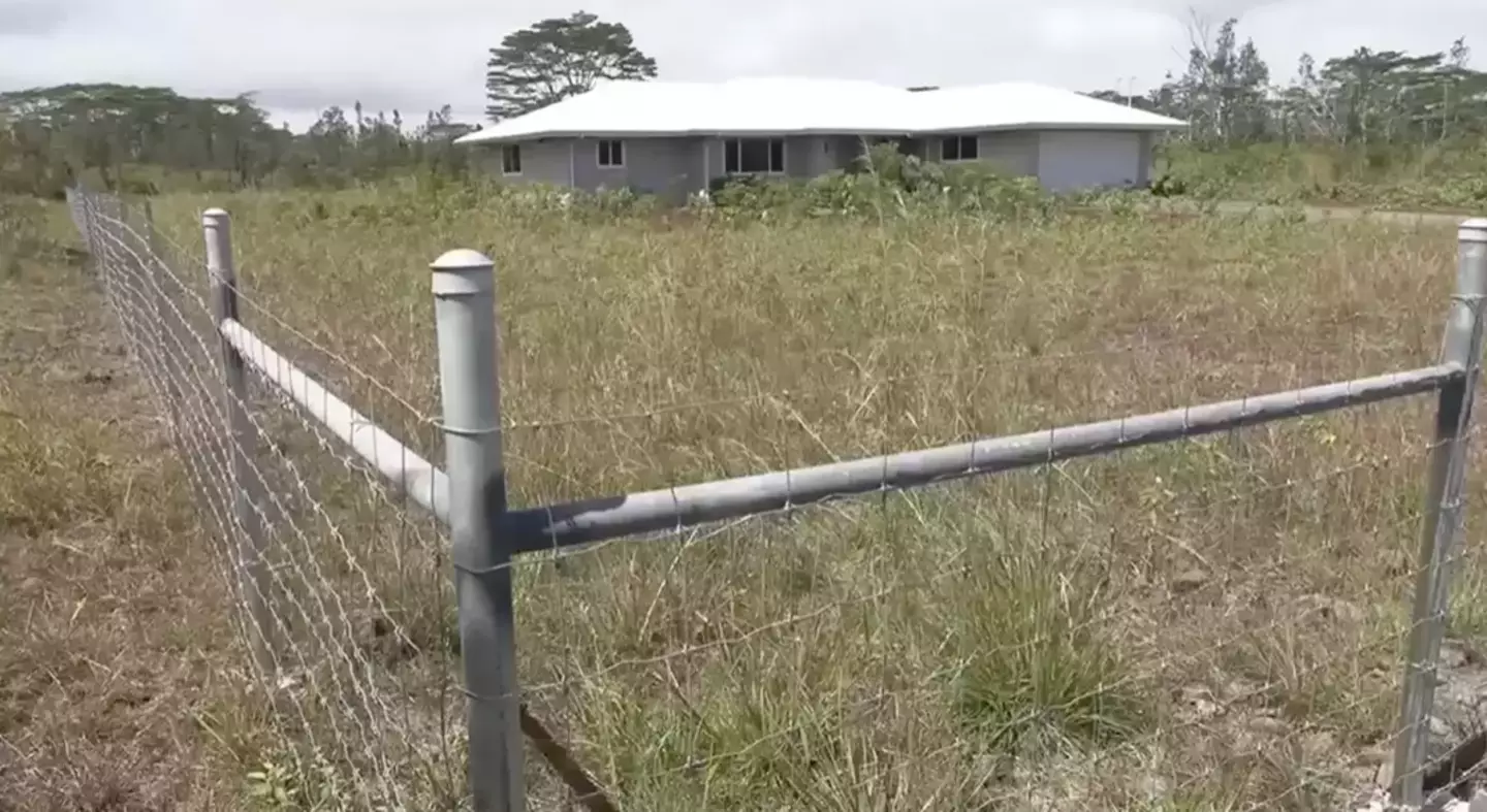 The house posed a lonely figure (Hawaii News Now)