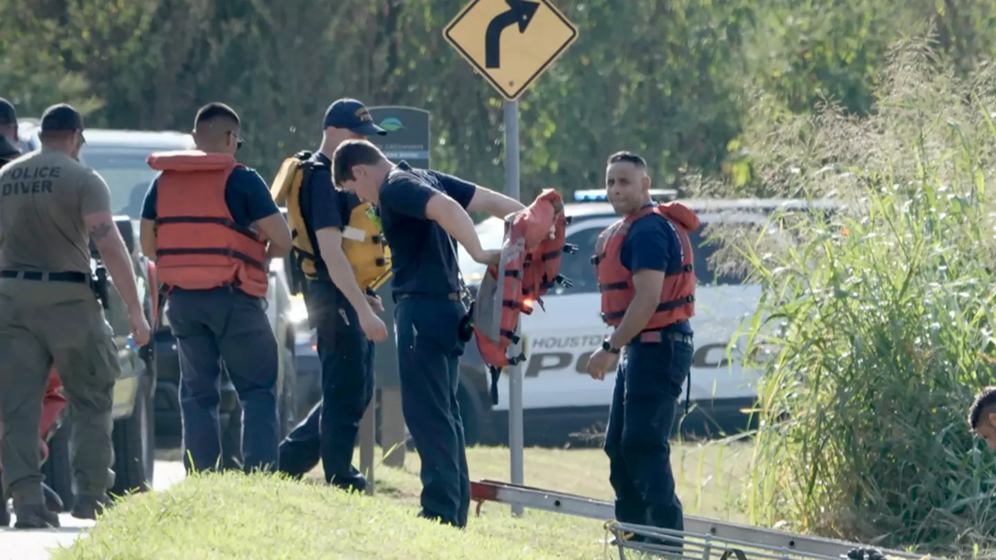 Retired detective weighs in as serial killer fears grow after 16th body is pulled from the same bayou