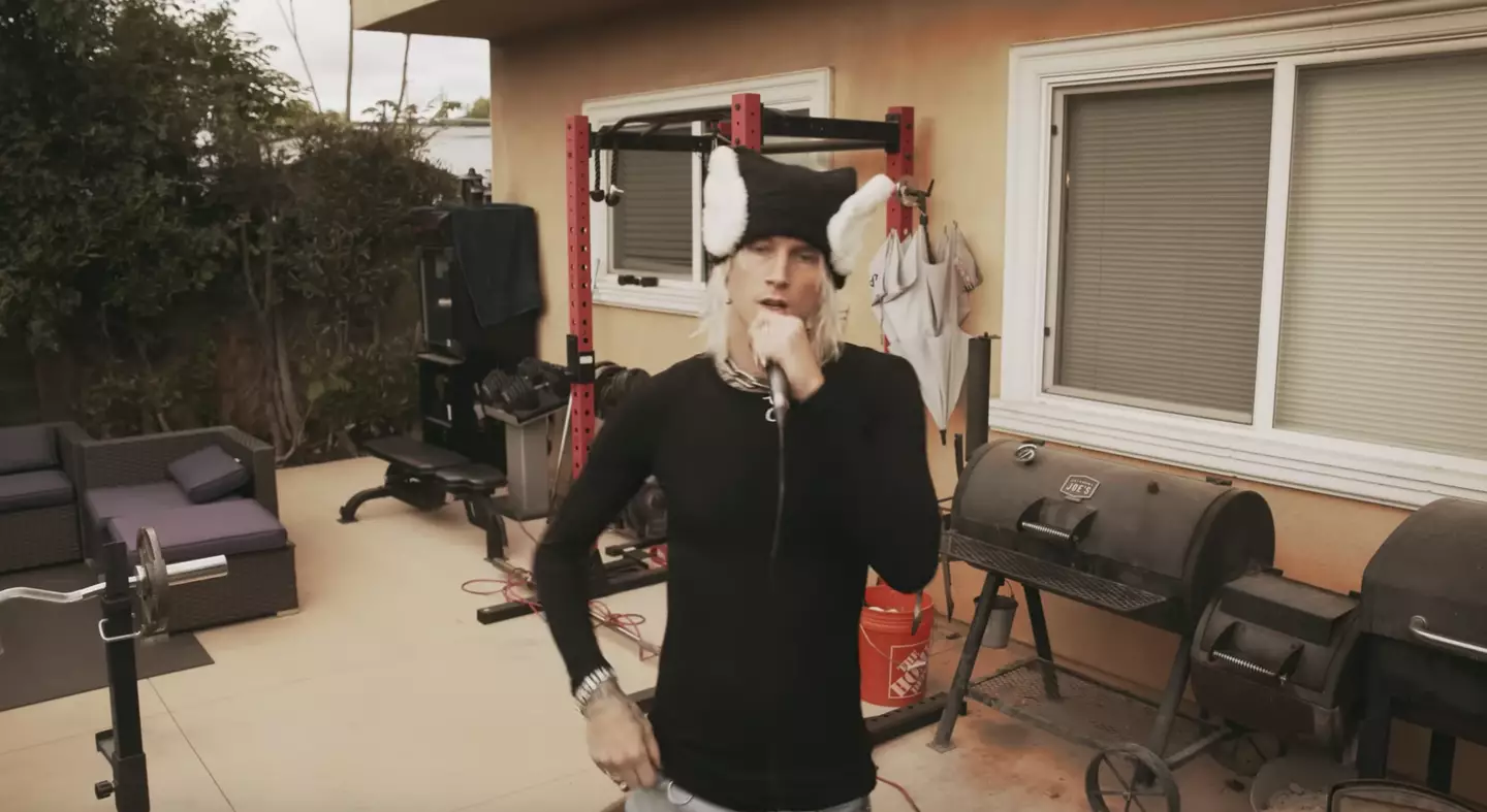 Machine Gun Kelly has taken aim at Jack Harlow in his new freestyle rap.