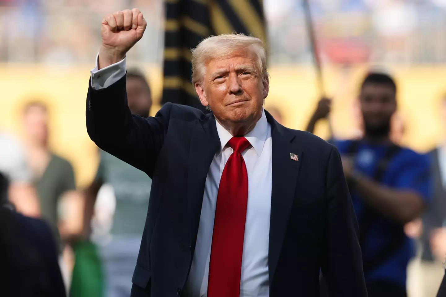 Trump is sending more weapons to Ukraine (Alex Grimm/Getty Images)
