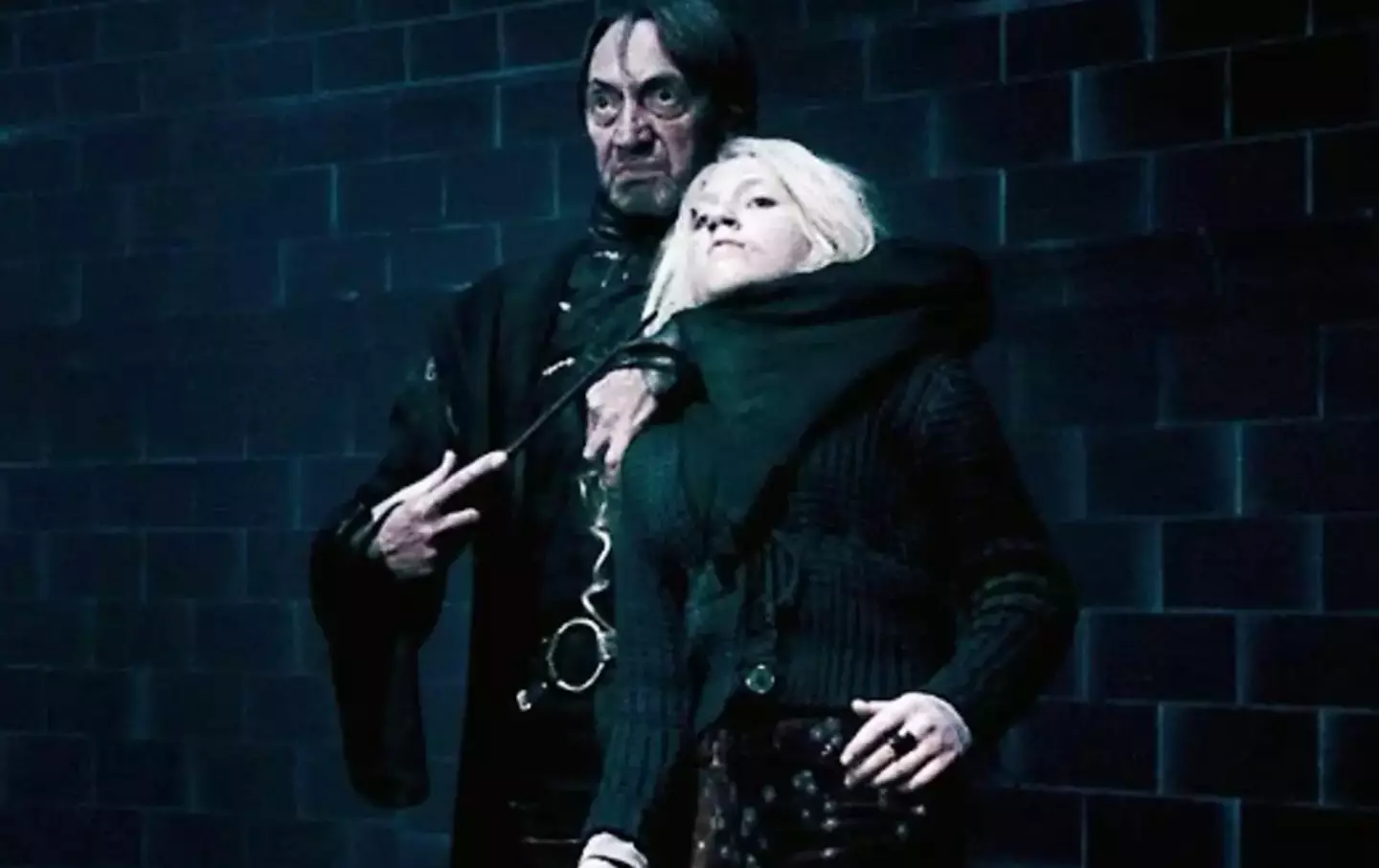 Peter Best initially portayed the character for two movies (Warner Bros)