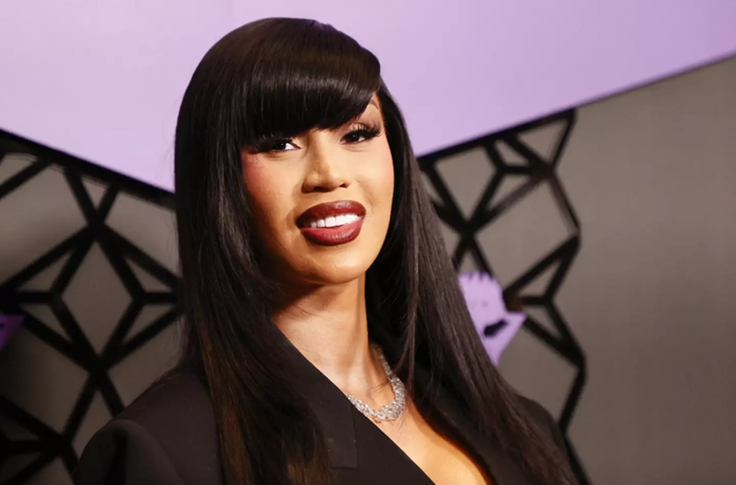 Cardi B's boyfriend Stefon Diggs' paternity dispute explained amid her ...