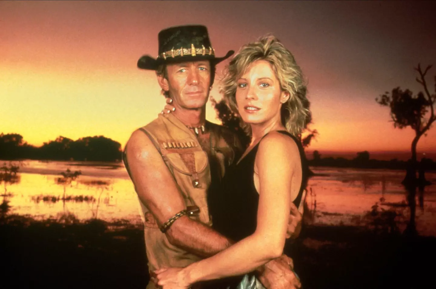 Paul Hogan and his now ex-wife Linda Kozlowski in Crocodile Dundee. They share a son, Chance.