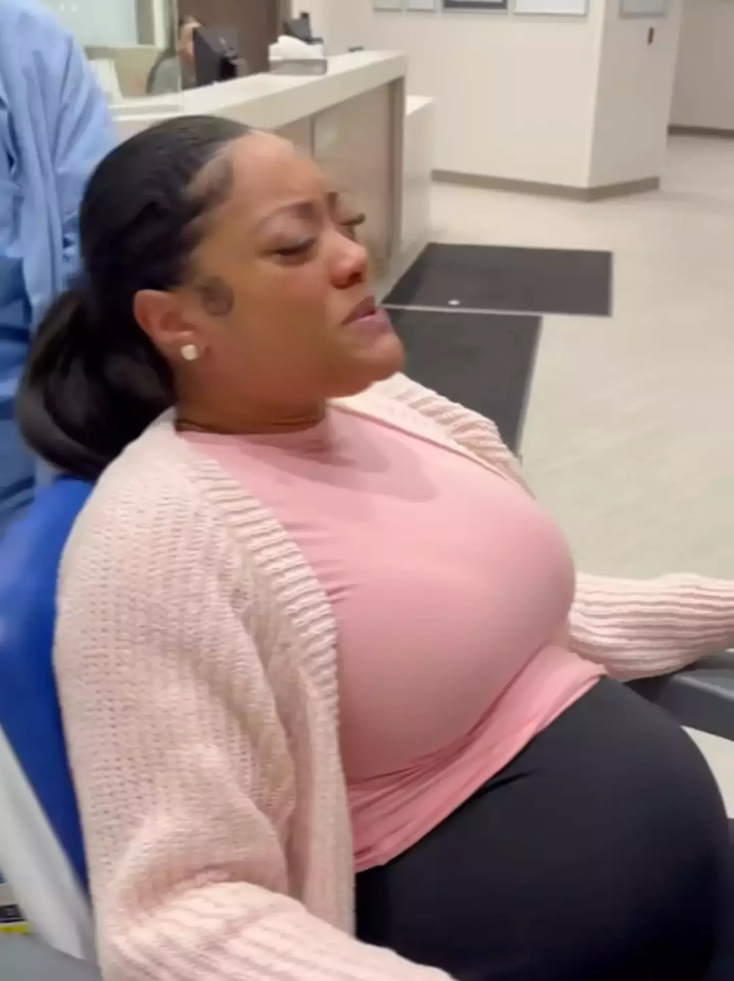 Mercedes was turned away on 'doctor's orders' just eight minutes before giving birth (Facebook/Leon Wells)