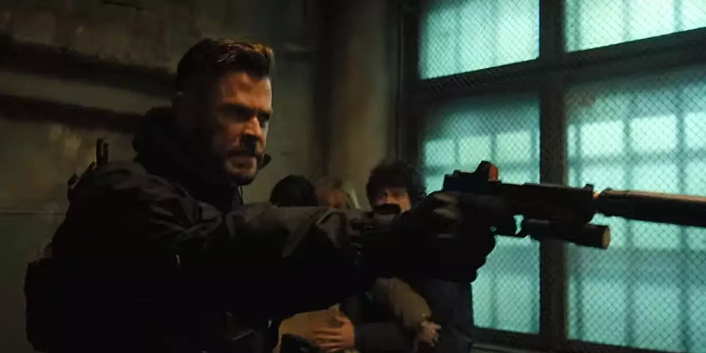 All of the hidden cuts in Extraction 2's 21 minute one-shot action sequence