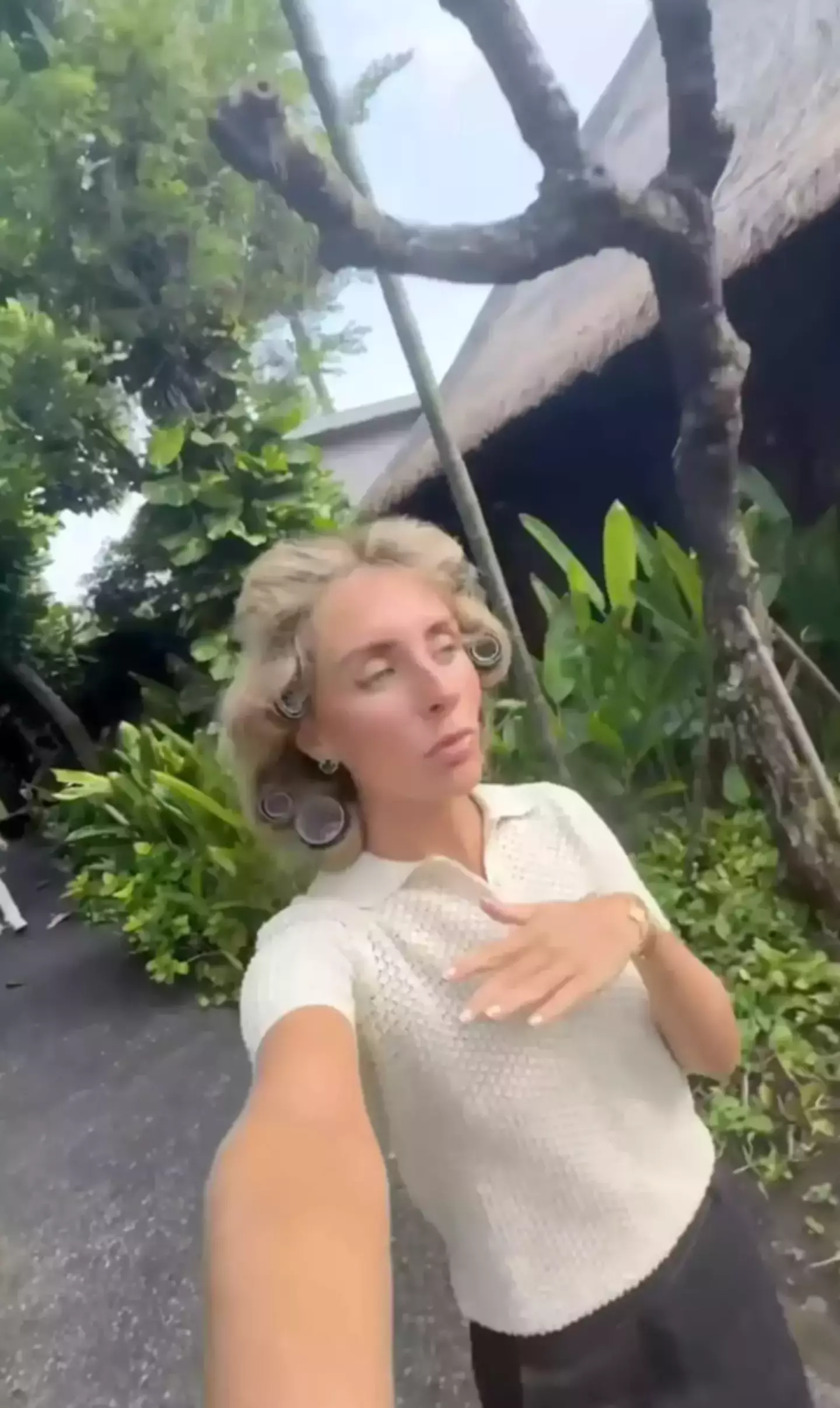 The adult star filmed a 'get ready with me for trial' video (Instagram/@onlybonnieblue)