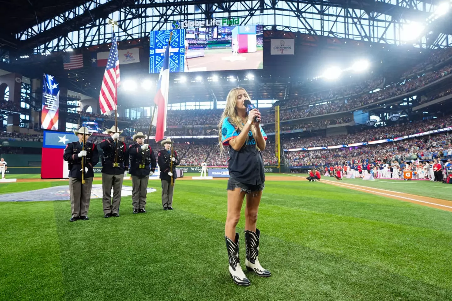 Viewers were not impressed with the rendition. (Daniel Shirey/MLB Photos via Getty Images)