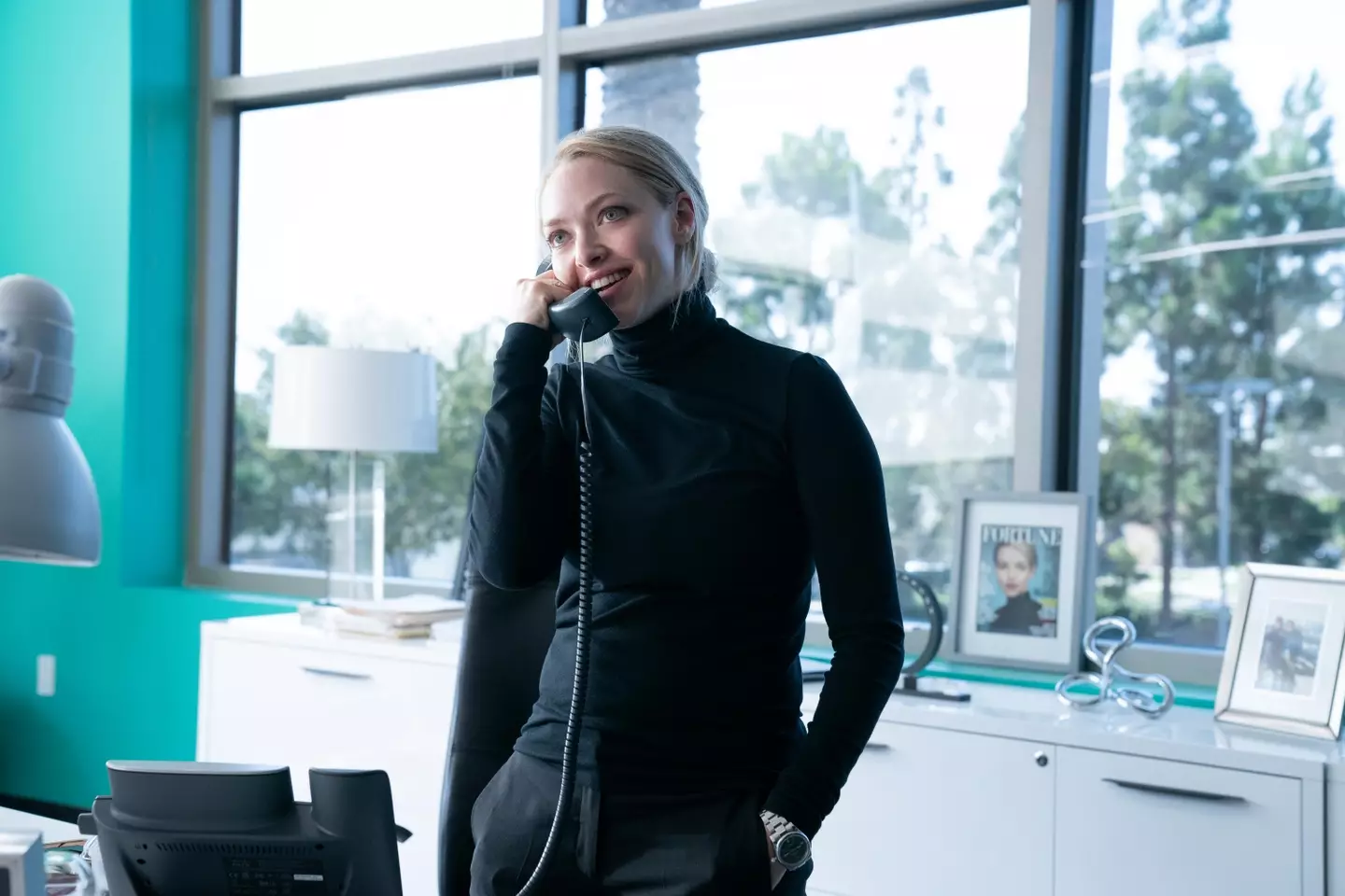 Amanda Seyfried plays Elizabeth Holmes (Hulu)