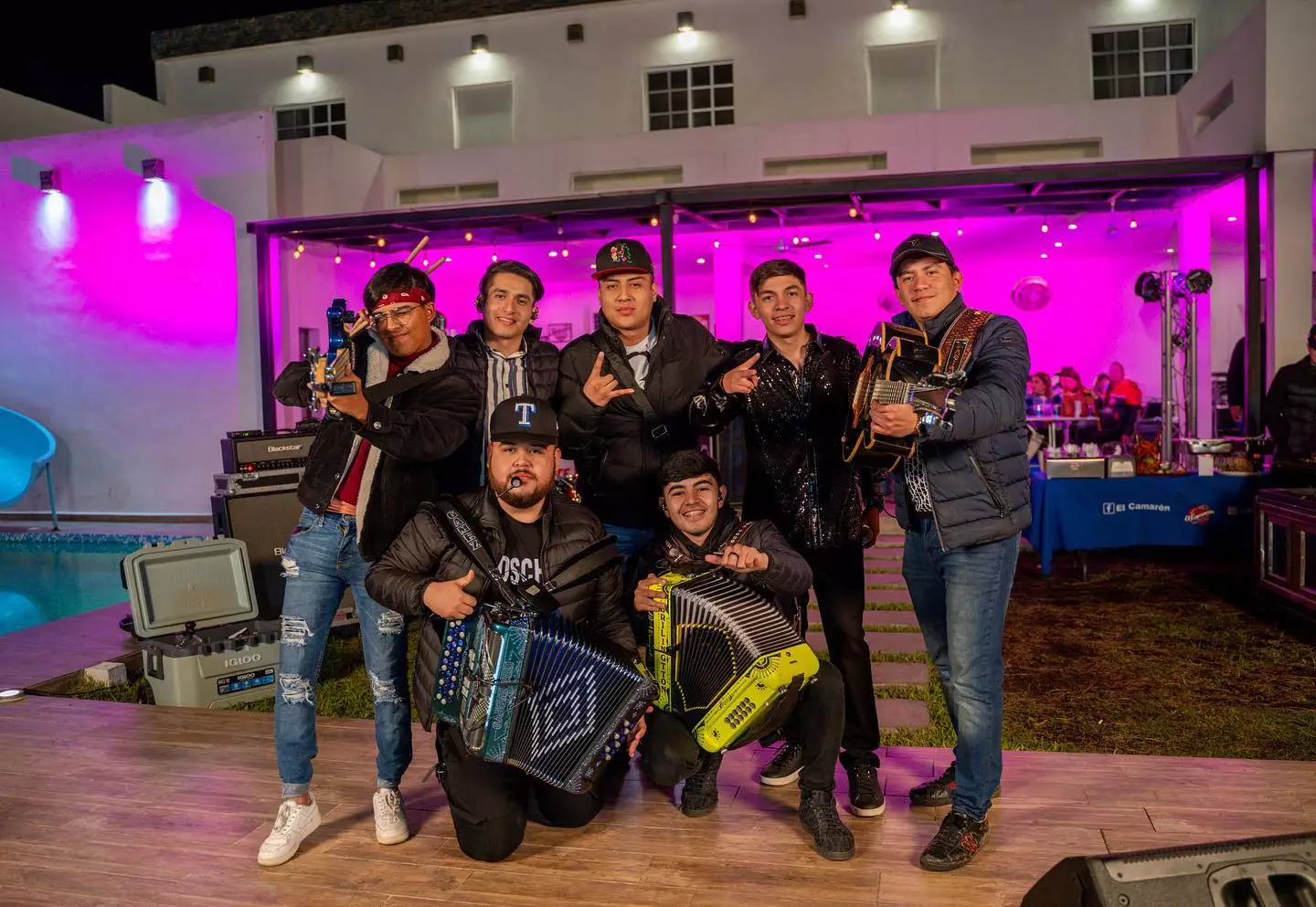 Los Juniors de Monterrey mysteriously vanished while on their way to perform at a concert (Facebook)