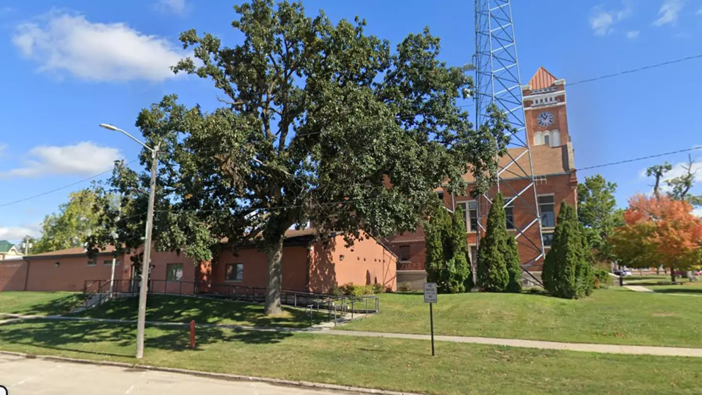 Tama County sheriff's office.