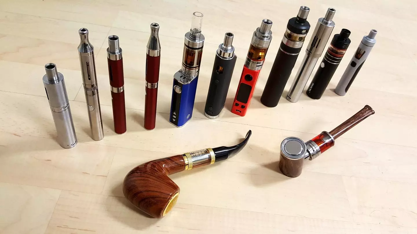E-cigarettes can come in all shapes and sizes.