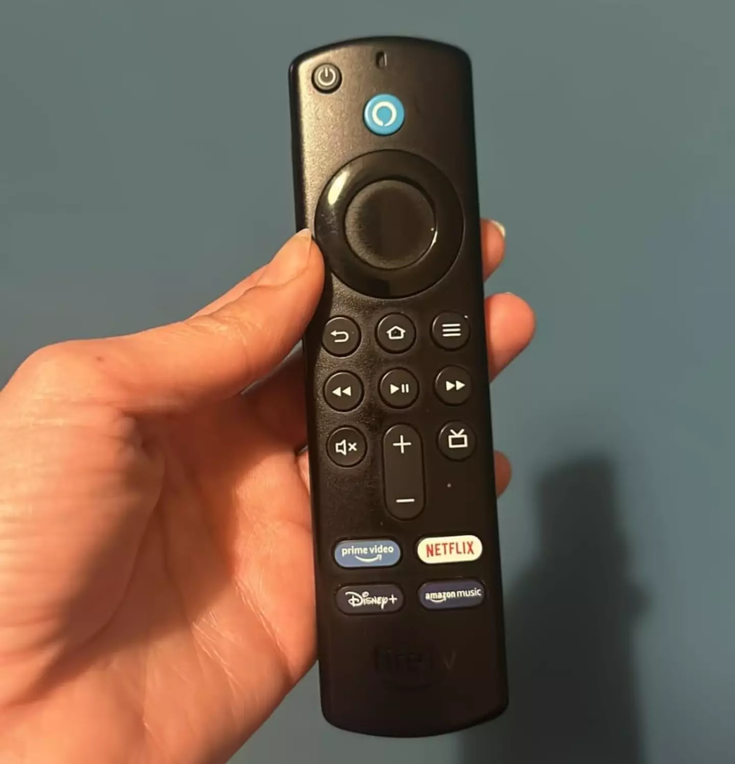 The brand new smart device is already on offer (Amazon reviews)