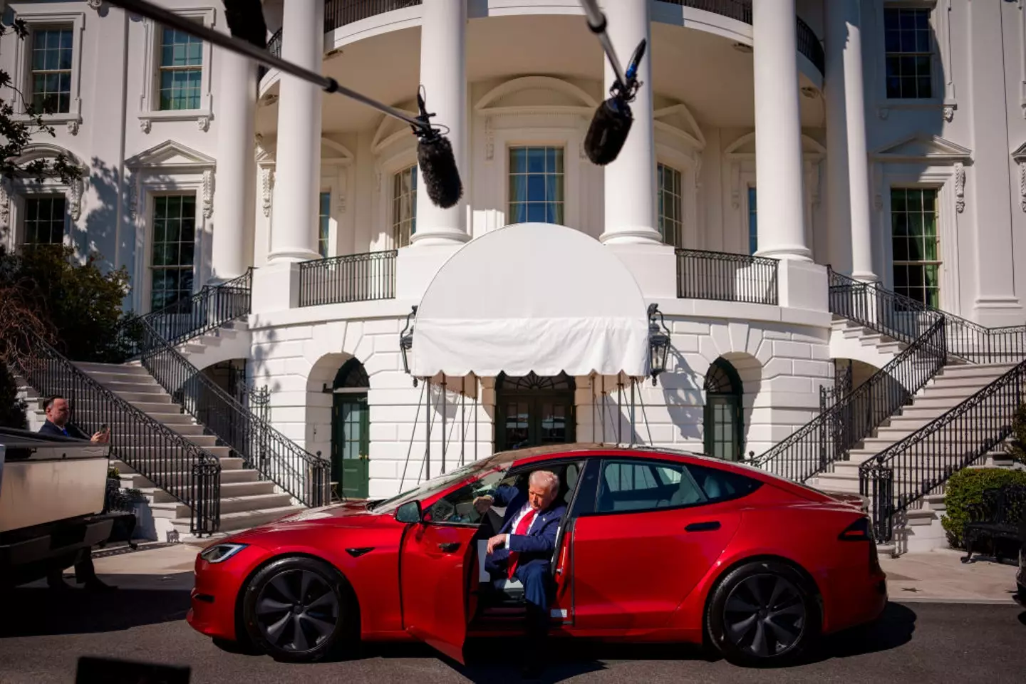 Donald Trump's Model S car sells for $90,000 (Andrew Harnik/Getty Images)